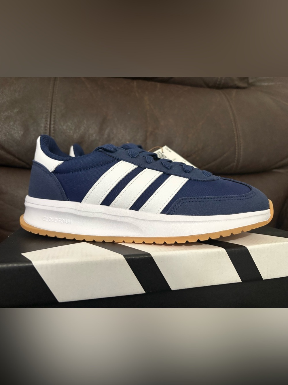 adidas womens Navy White Low-Top Sneakers run sl70 2.0 brand new in box. - Picture 2 of 5